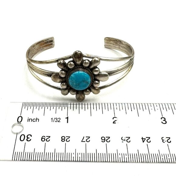 Native American Signed Running Bear Blue Turquoise Cuff Bracelet 23 Grams - Picture 4 of 4